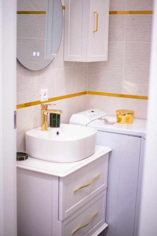 פאדובה Isabel Apartaments Old Town מראה חיצוני תמונה