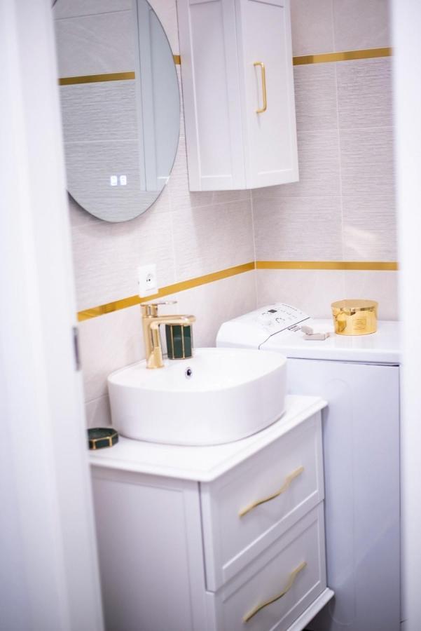 פאדובה Isabel Apartaments Old Town מראה חיצוני תמונה